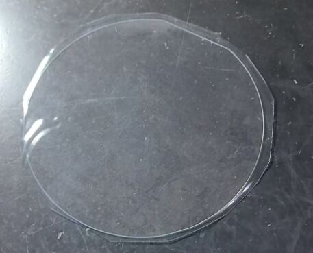 ویفرهای شیشه ای Borofloat 33 که برای پایداری حرارتی بالا، مقاومت شیمیایی استثنایی و شفافیت نوری فوق العاده بالا طراحی شده اند.