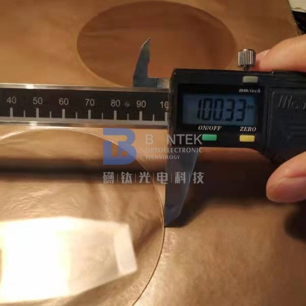 سطح ویفرهای پیزوالکتریک کوارتز 4 اینچی LiNbO3 LiTaO3 LiNbO3 LiTaO3 صیقل داده شده برای استفاده از SAW و BAW